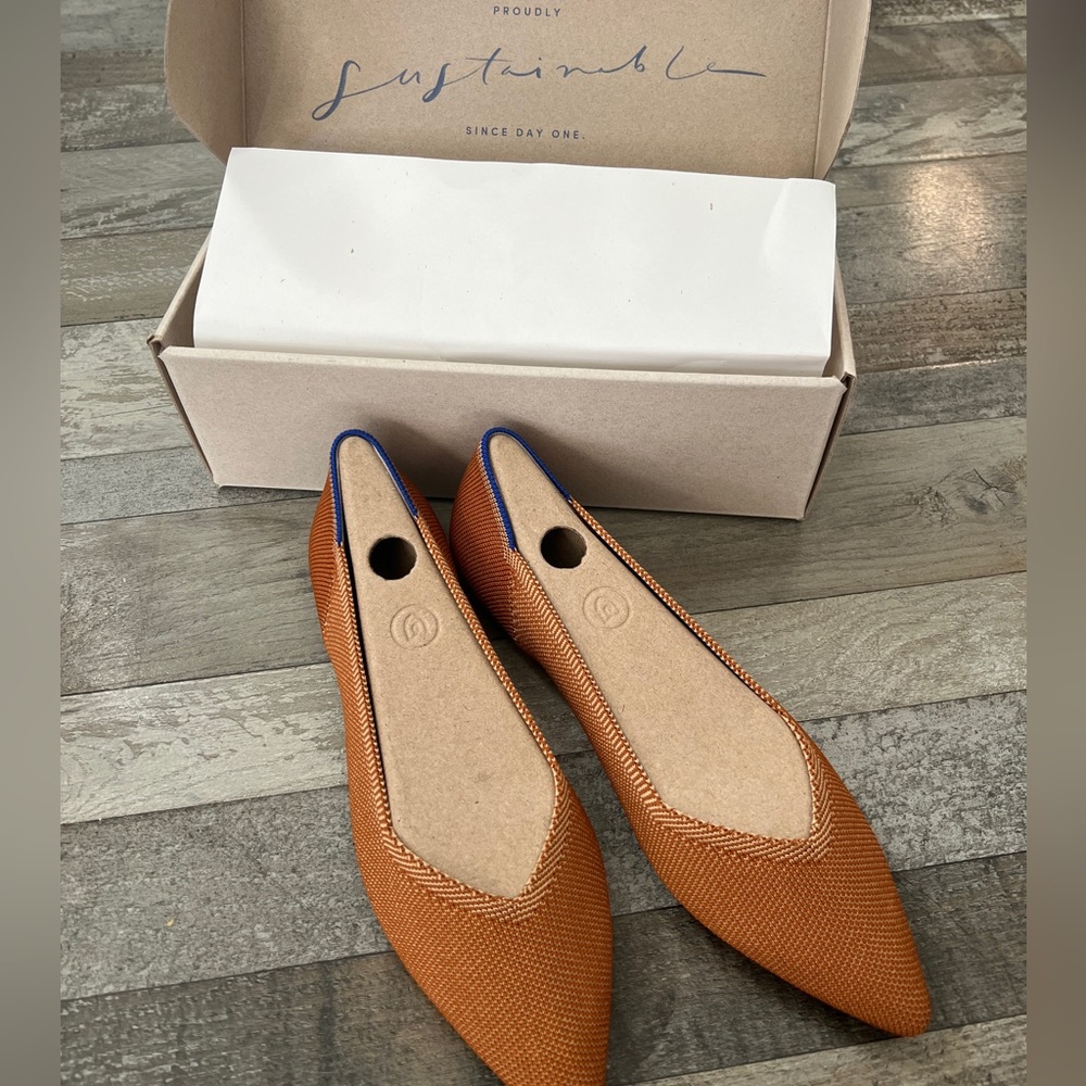 BRAND NEW Rothy’s - The Point in Fawn - 7